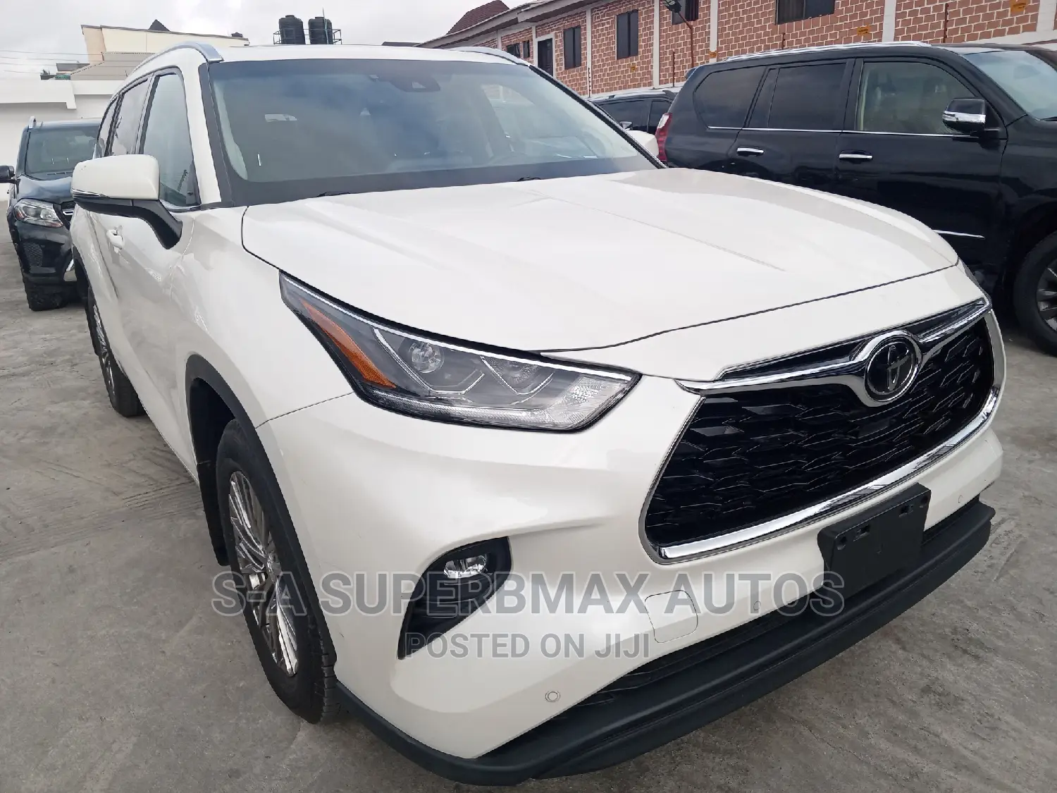Toyota Highlander Limited AWD 2020 White