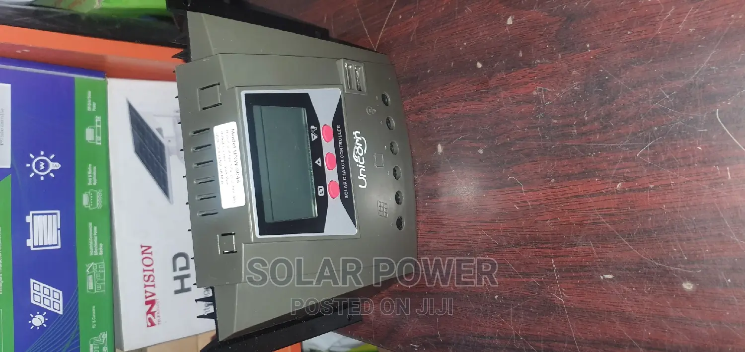 Unicom PWM Charge Controller 60ah