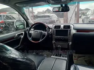 Lexus GX 460 2012