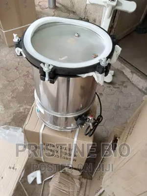 Laboratory Autoclave