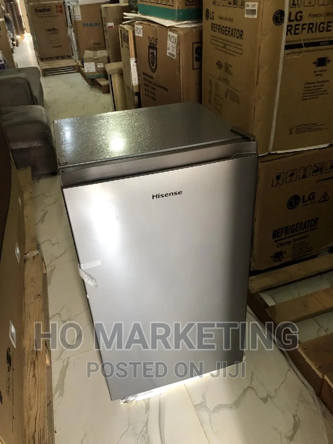 New In! Hisense Refrigerator 90litres -Ref093dr