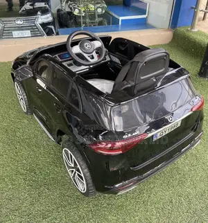 Mercedes Benz SUV