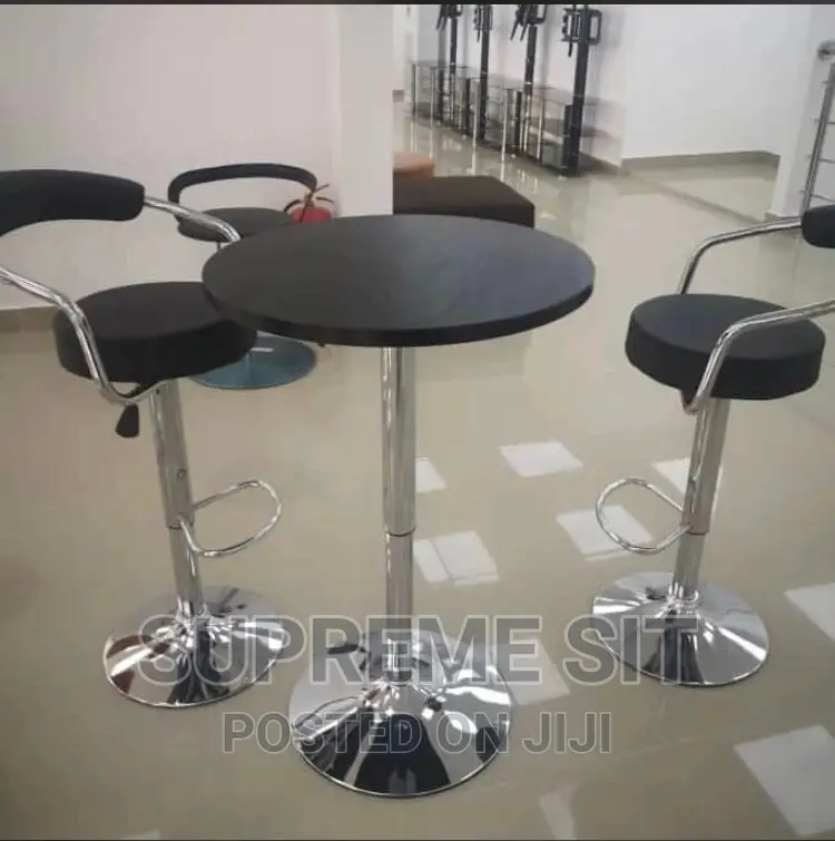 Barstool Chairs and Barstool Table