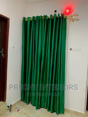 Green Plain Curtain