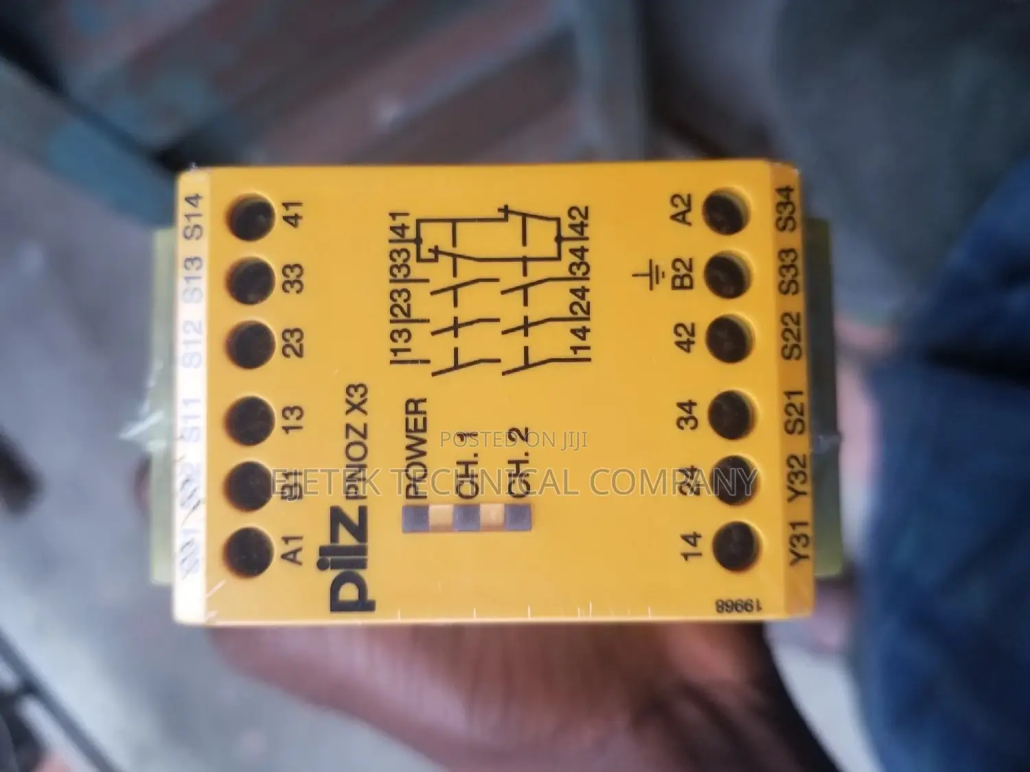 Pilz Safety Relay