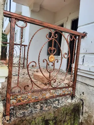 Curly Cumbi Flower Wrought Iron Rail