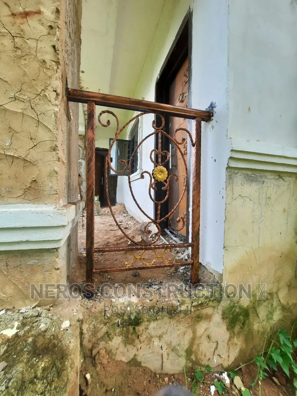 Curly Cumbi Flower Wrought Iron Rail