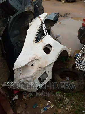 All Kinds of Mercedes Benz Back Fender