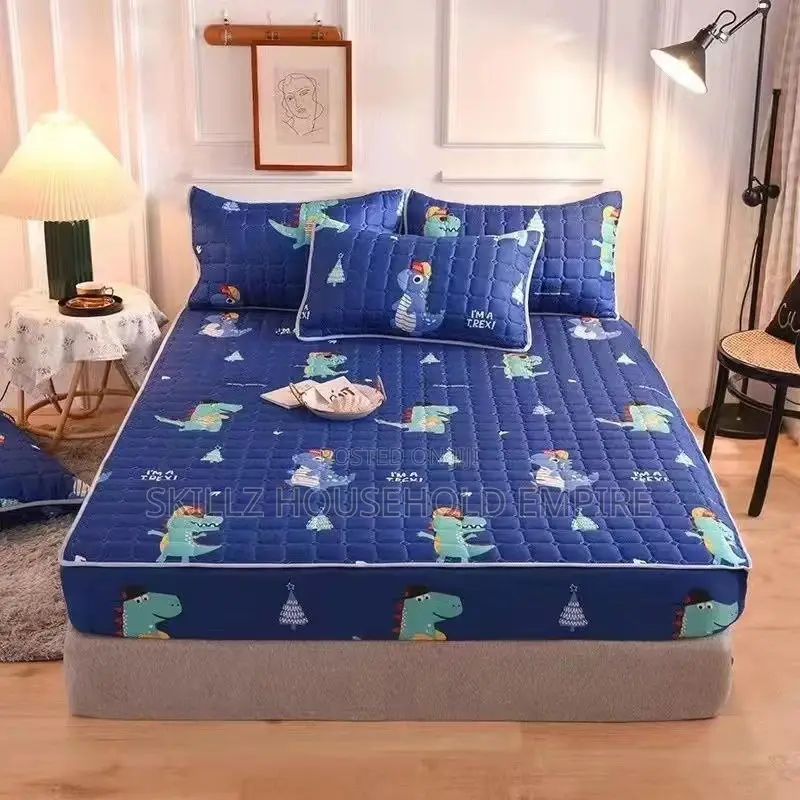 Fluffy Bed Cover