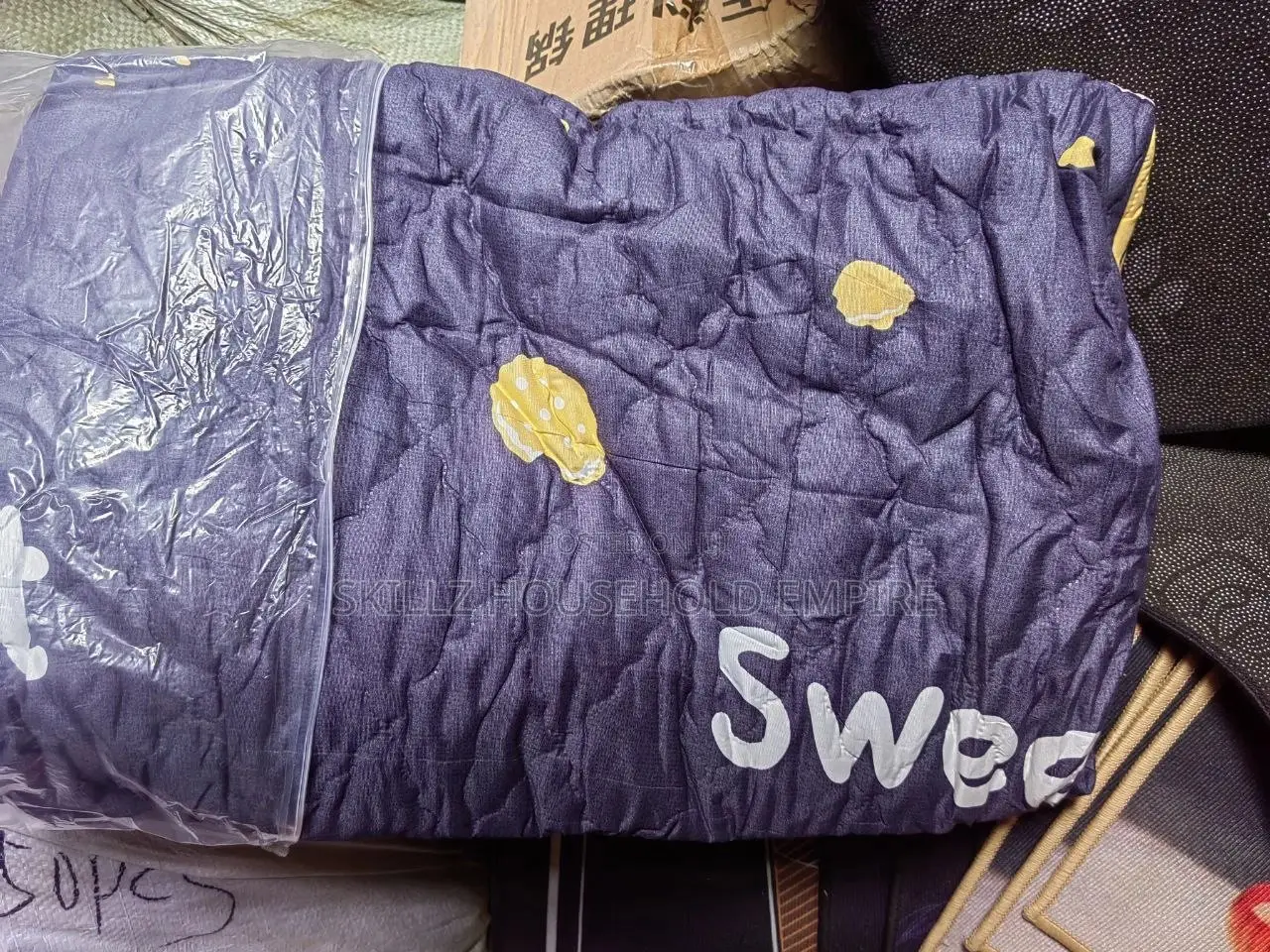 Fluffy Bed Cover
