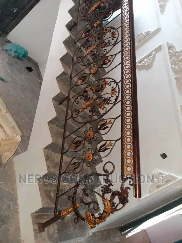 Closed End Cumbi Wrought Iron Design