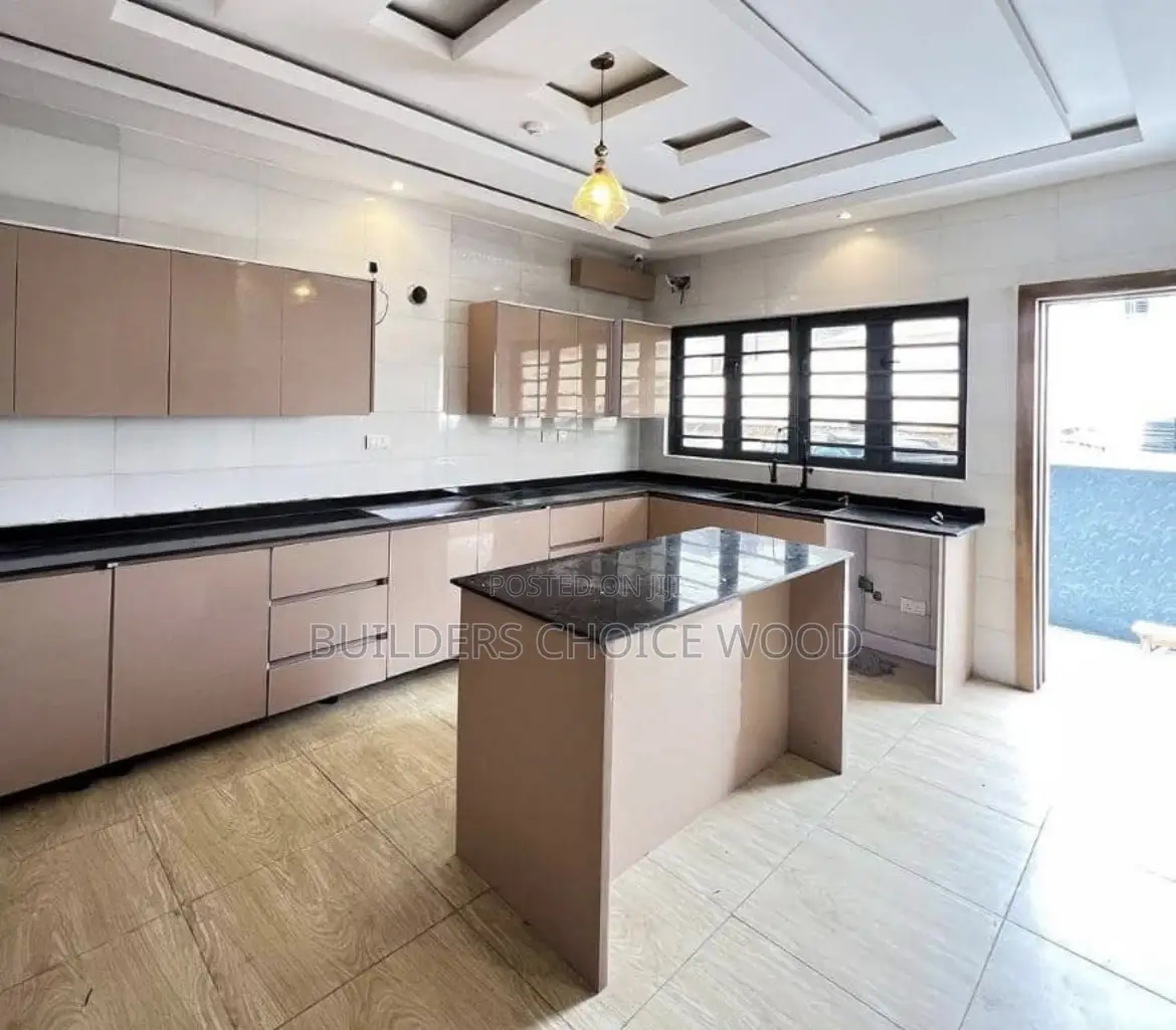 Unique Interior Kitchen Cabinet