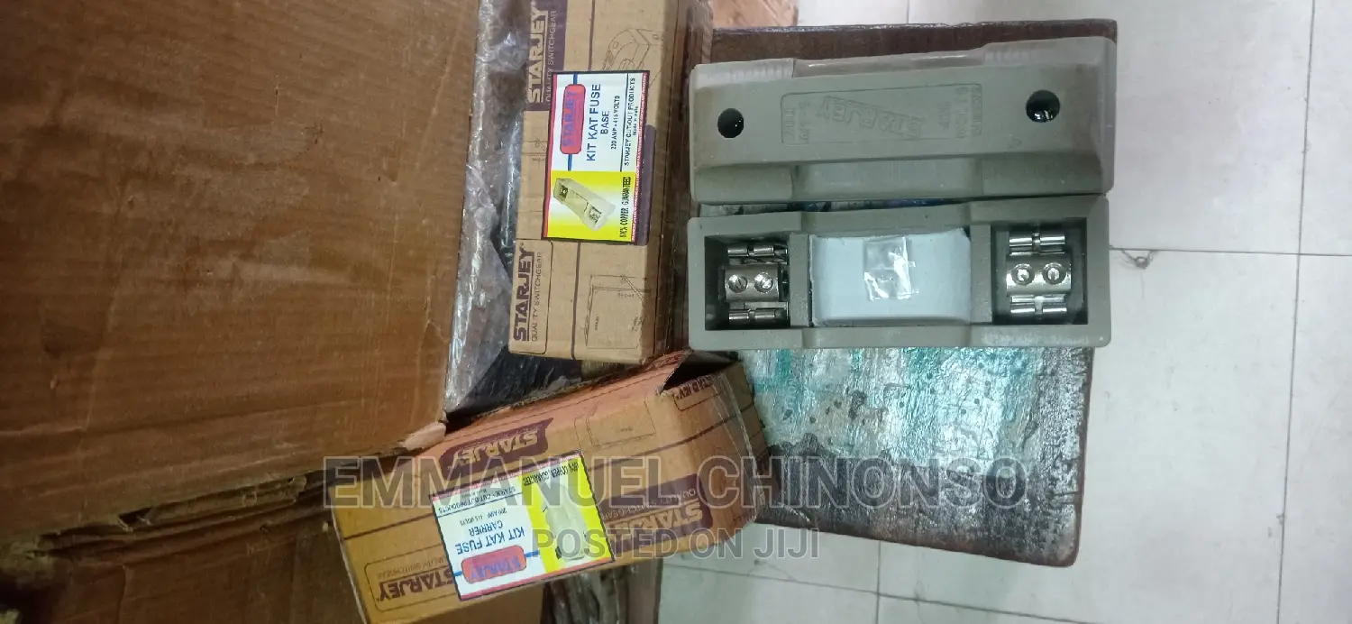 200a Starjey Fuse and Base