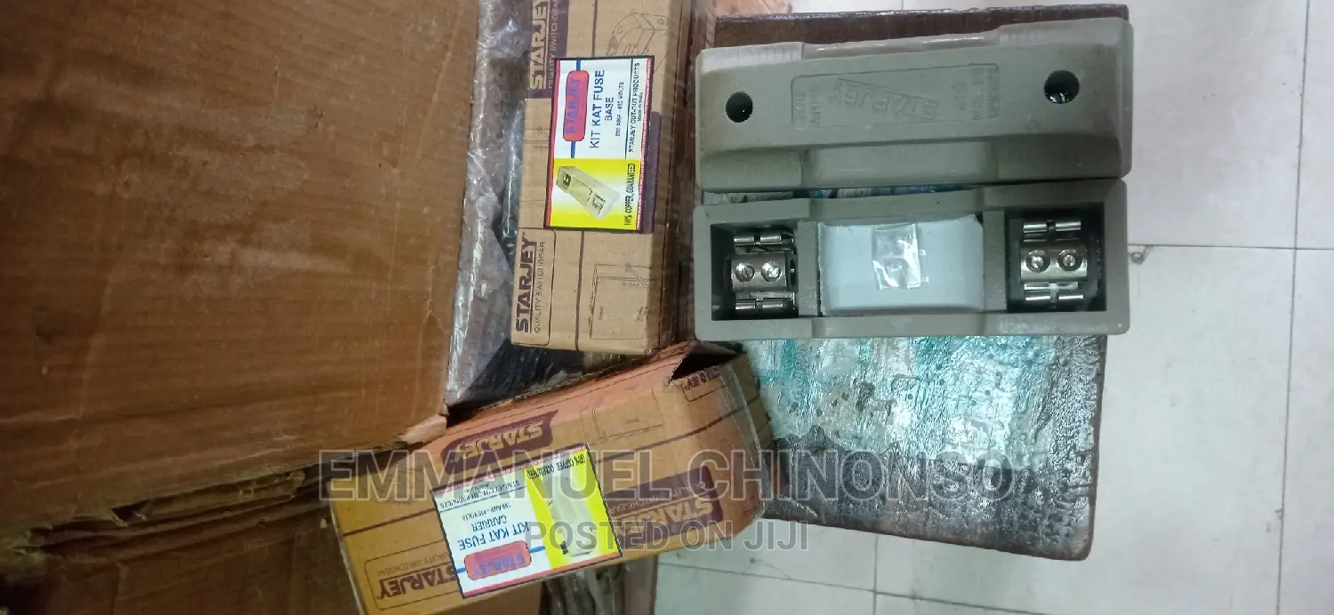 200a Starjey Fuse and Base