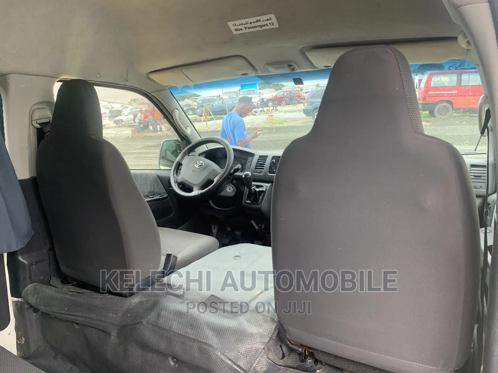 Toyota HiAce 2018 White