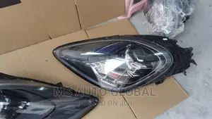 Porsche Cayenne 2020 Headlights