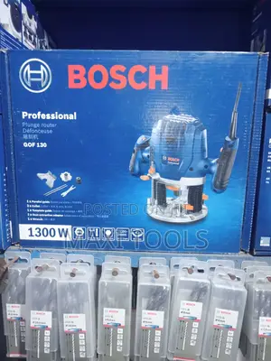 Bosch Heavy Duty Plunge Router Machine