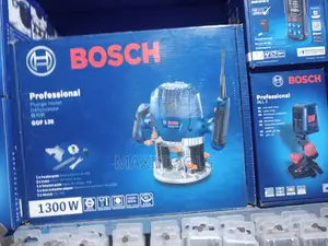 Bosch Heavy Duty Plunge Router Machine