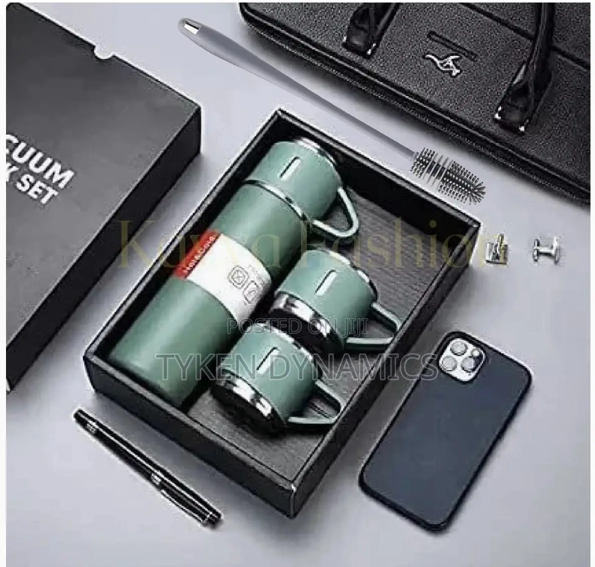 12 Hours Cold or Hot Vacuum Flask
