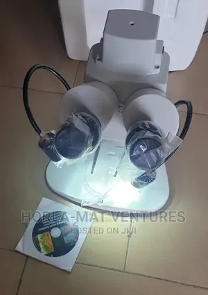 Digital Stereo Zoom Microscope With in-Built Camera (3.0m)