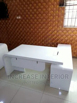Quality Executive Office Table 1.6