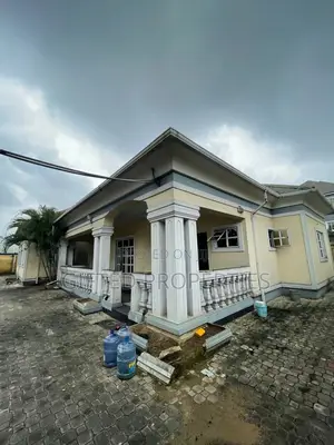 Furnished 4bdrm Bungalow in New Rd Estate Off, Port-Harcourt for sale