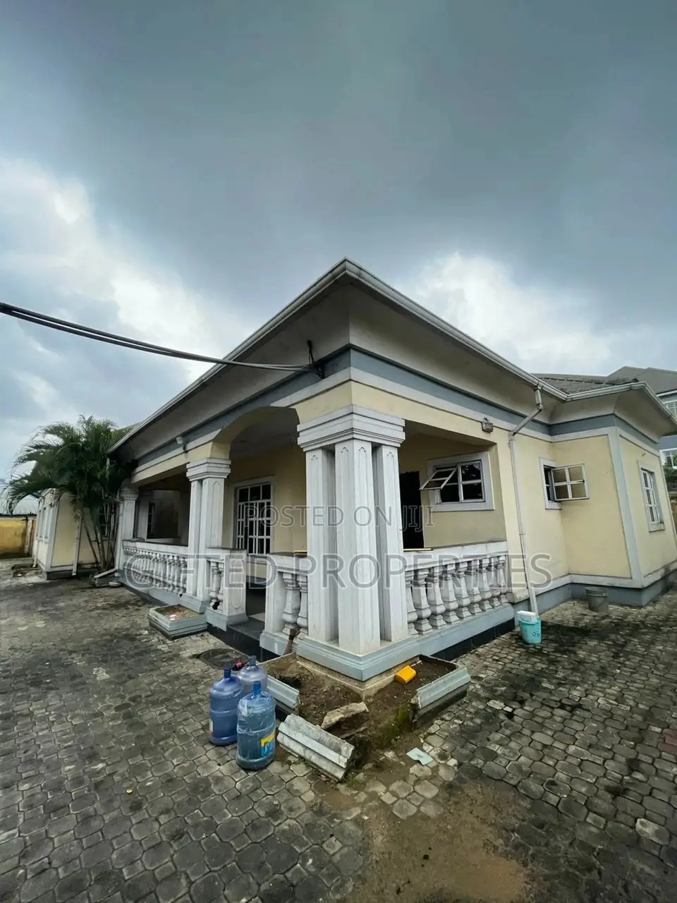 Furnished 4bdrm Bungalow in New Rd Estate Off, Port-Harcourt for sale