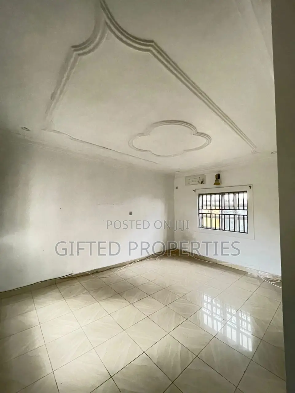 Furnished 4bdrm Bungalow in New Rd Estate Off, Port-Harcourt for sale