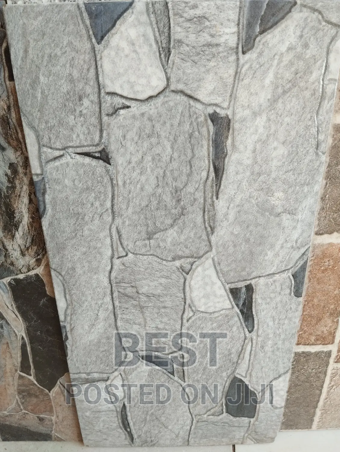 Walls Crack Chinese Tiles