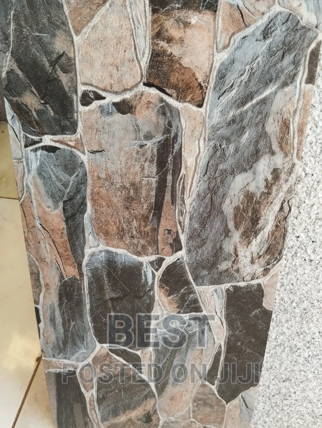 Walls Crack Chinese Tiles