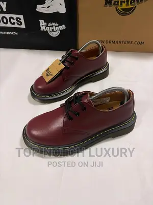 Dr Martens ANKLE Thick Sole Shoe