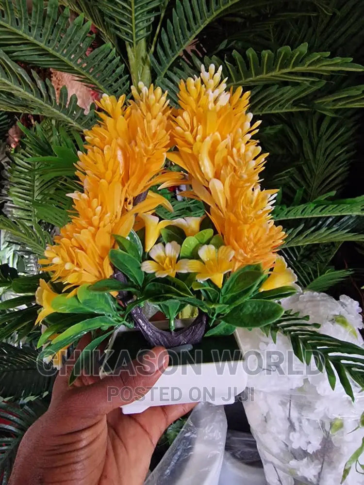 Table Flowers