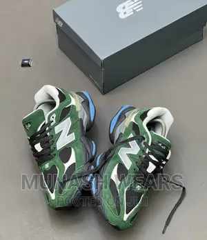 New Balance Sneakers