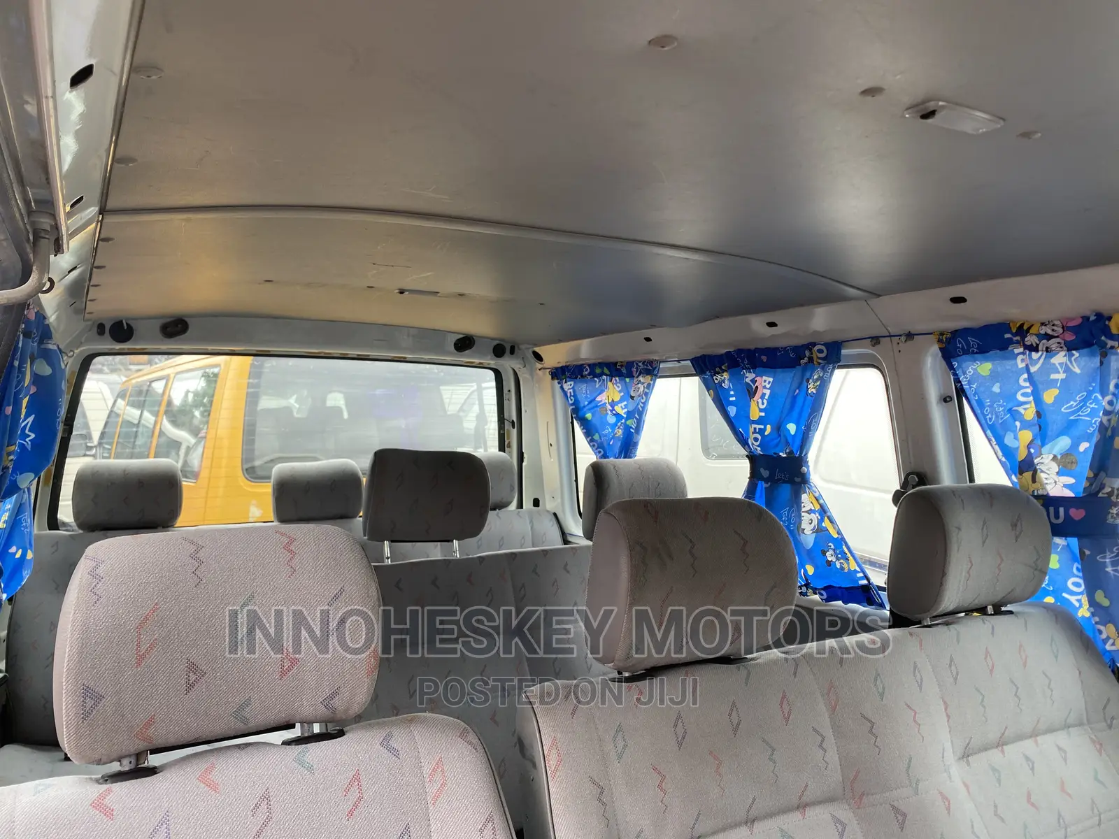 Volkswagen Transporter 2000 White