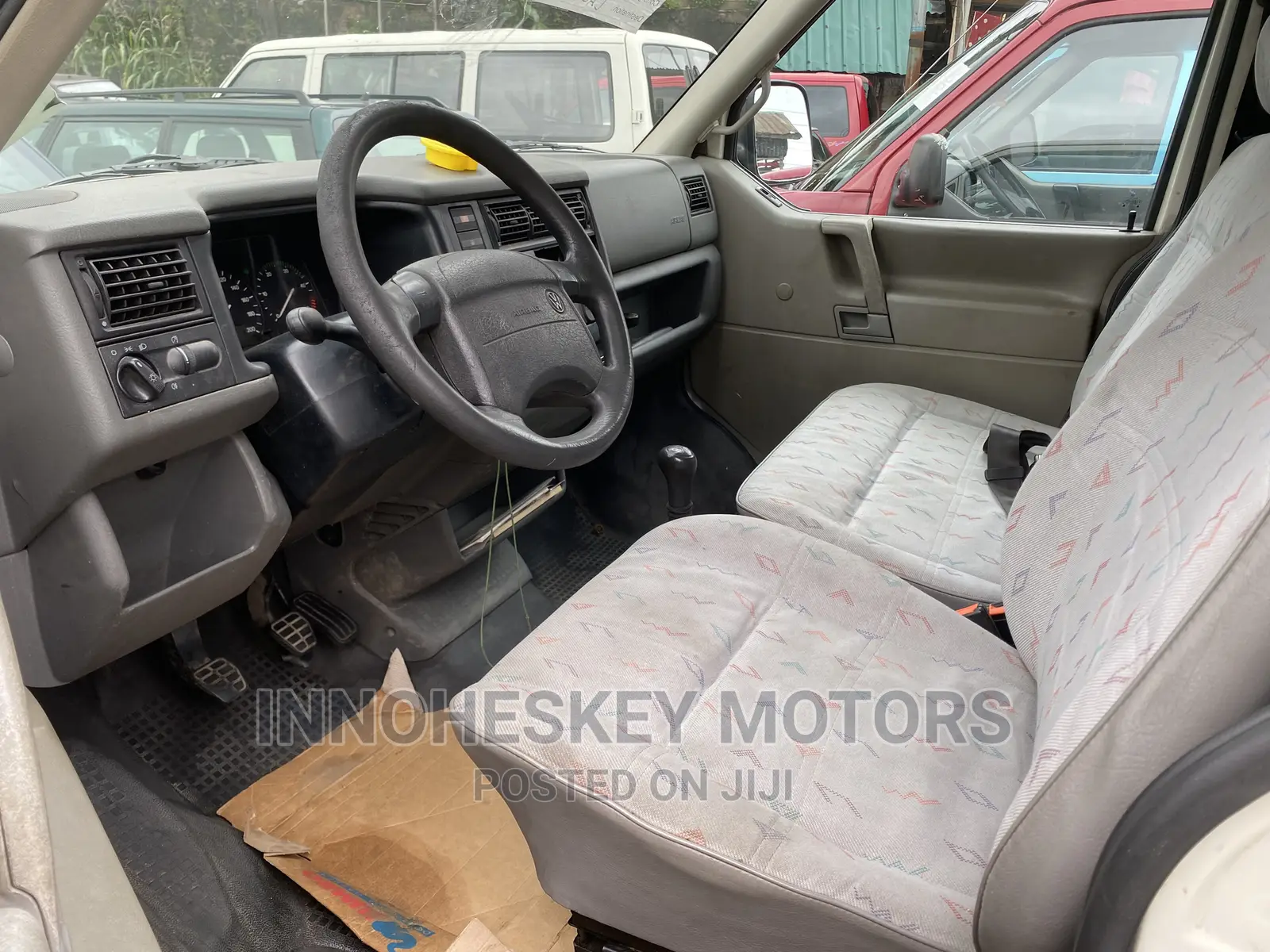 Volkswagen Transporter 2000 White