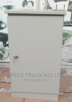 18U 600x600mm Outdoor Rack