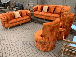 Quality Complete Set of 9 Seaters Upholstery Padded Chairs.