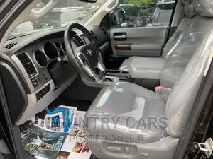 Toyota Sequoia 2016 Black