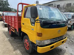 Dyna 200 Yellow