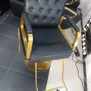 Classic Barbing Salon Chair