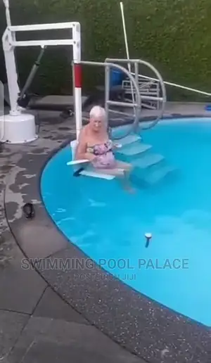Strong Swimming Pool Lift