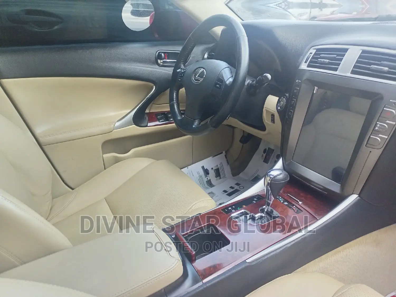 Lexus IS 2012 Red
