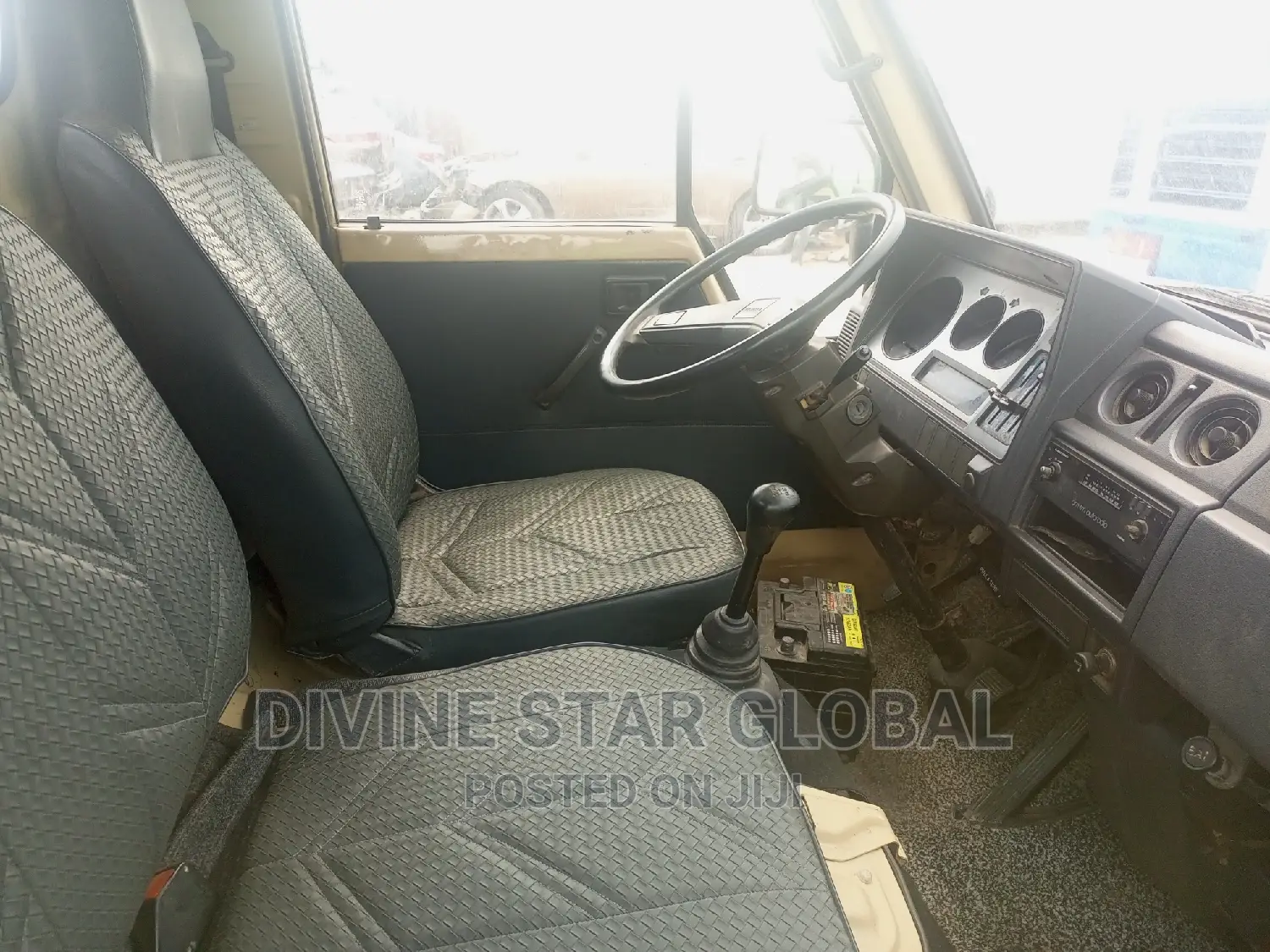 Toyota Dyna 2002 Silver