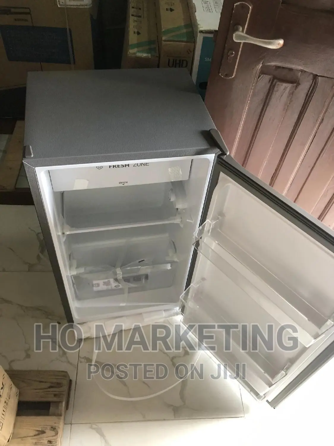 Hisense Single Door Silver Refrigerator Ref093dr