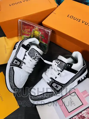 Louis Vuitton Classic Sneakers