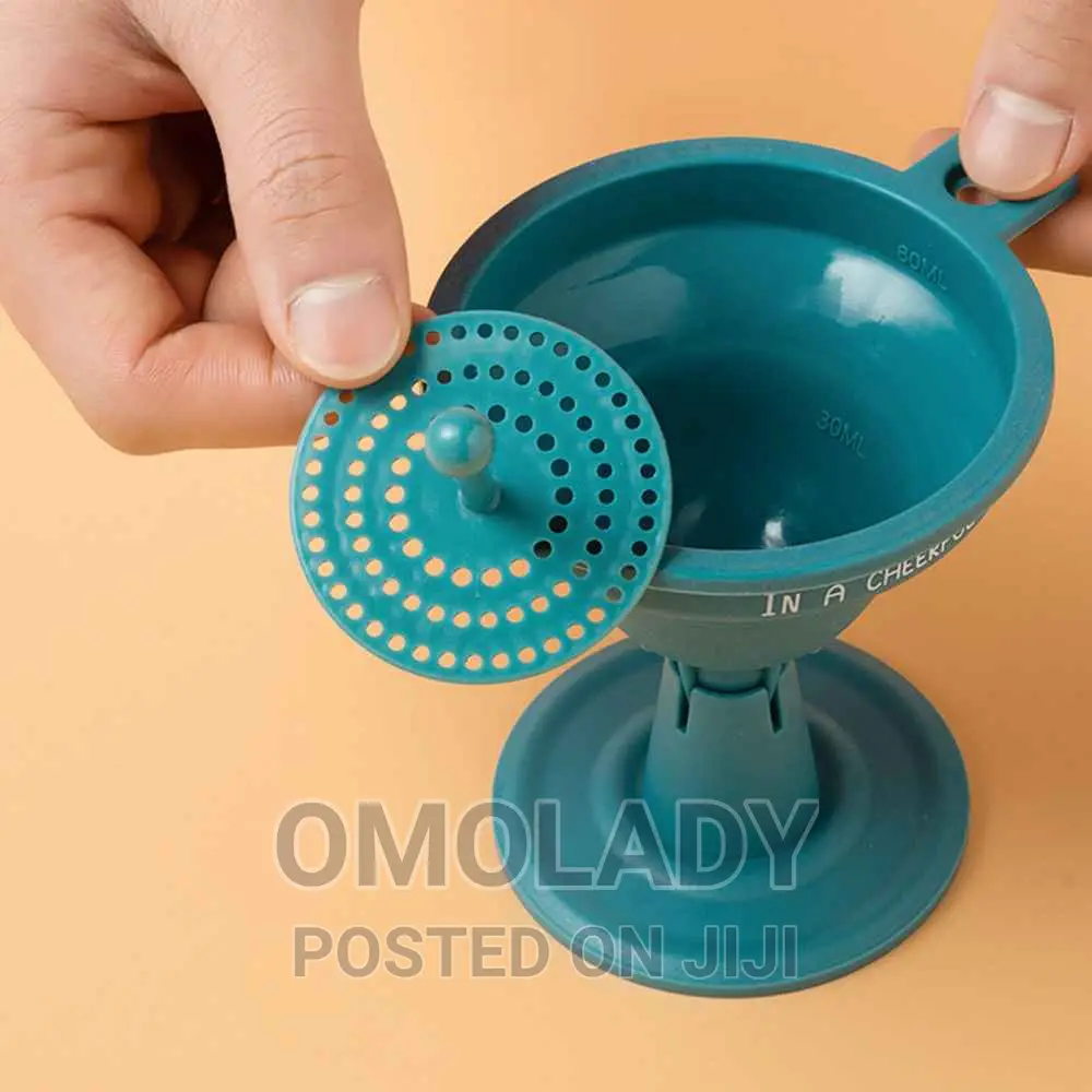 Multipurpose Folding Silicone Funnel