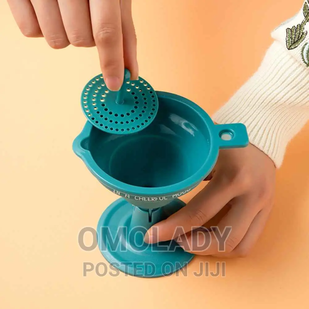 Multipurpose Folding Silicone Funnel