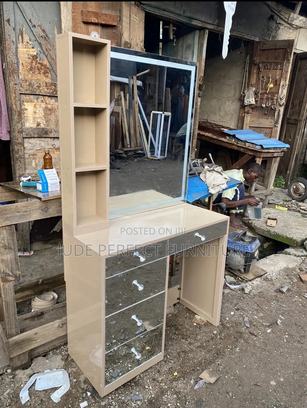 Quality Dressing Mirror