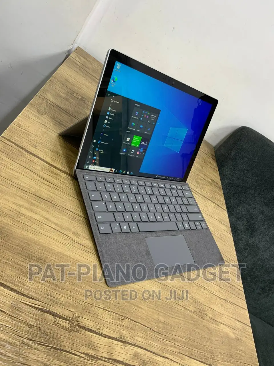New Laptop Microsoft Surface Pro 6 8GB Intel Core I5 SSD 256GB