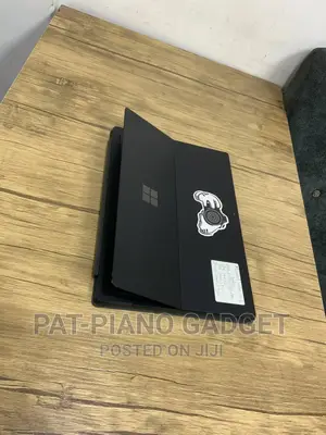 New Laptop Microsoft Surface Pro 6 8GB Intel Core I5 SSD 256GB